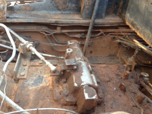 รถฮีโน่ 10 ล้อดั๊ม FM1M  เปลื่ยนเครื่อง 240 แรงม้า  สนใจติดต่อ 081 - 6079515