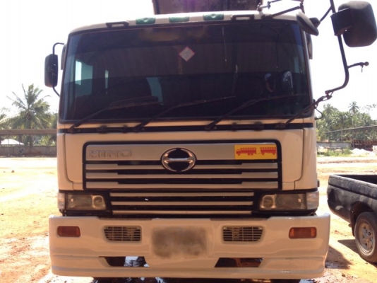 รถฮีโน่ 10 ล้อดั๊ม FM1M  เปลื่ยนเครื่อง 240 แรงม้า  สนใจติดต่อ 081 - 6079515