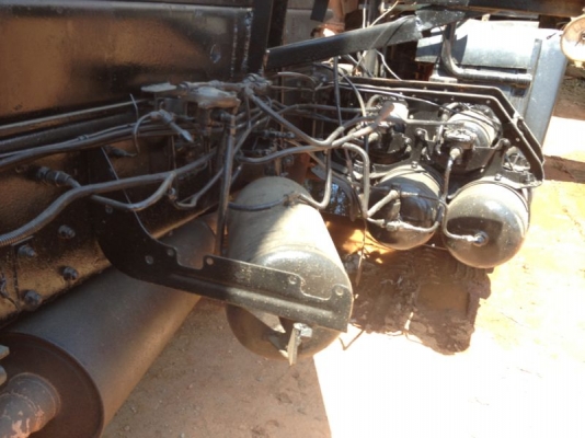 รถฮีโน่ 10 ล้อดั๊ม FM1M  เปลื่ยนเครื่อง 240 แรงม้า  สนใจติดต่อ 081 - 6079515