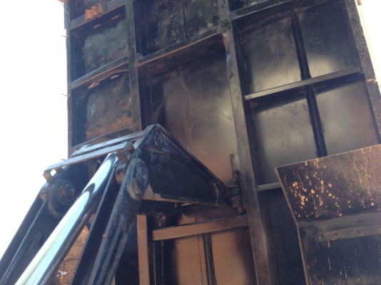 รถฮีโน่ 10 ล้อดั๊ม FM1M  เปลื่ยนเครื่อง 240 แรงม้า  สนใจติดต่อ 081 - 6079515