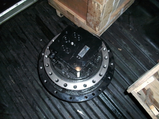 ตัวเดินพร้อมมอเตอร์ยกลูก ชุดเกียรไม่ใช่เฟืองจักรยาน รุ่นที่ใช้ได้ PC120-5,SK120-3,5