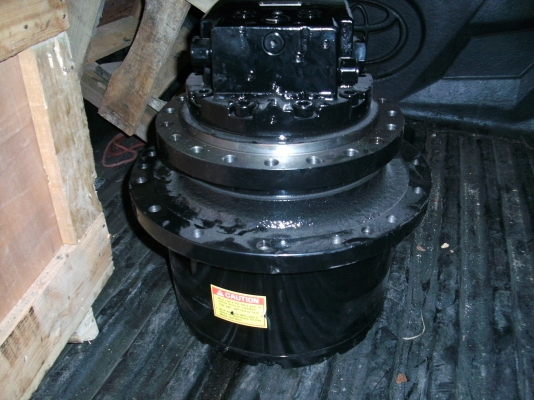 ตัวเดินพร้อมมอเตอร์ยกลูก ชุดเกียรไม่ใช่เฟืองจักรยาน รุ่นที่ใช้ได้ PC120-5,SK120-3,5