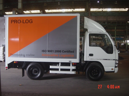 งานเพ้นท์  งานซ่อมตู้ขนส่งสินค้า งานสติกเกอร์แต่งรถ