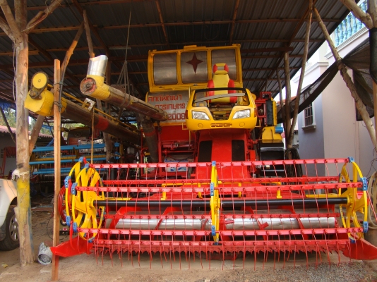 ขายแล้วครับ ยังเหลือสามชุกบิ้วเสร็จแล้ว สเป็คเดียวกัน ต้องรีบตัดสินใจครับKM 47  อุ้ม 2.5 ตัน JO1 DYKIN 23  โซ่ D2 อ.ศรีสมเด็จ จ. อยู่ร้อยเอ็ด