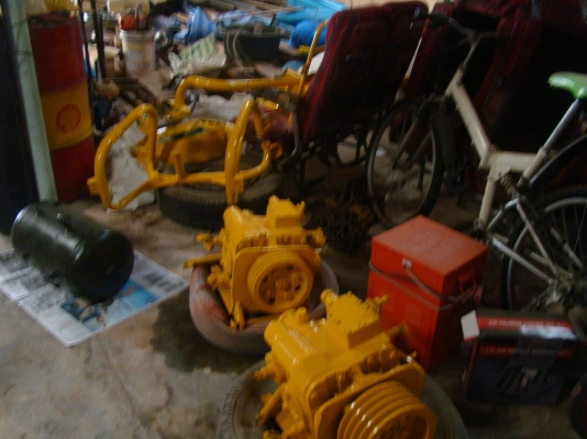 ขายแล้วครับ ยังเหลือสามชุกบิ้วเสร็จแล้ว สเป็คเดียวกัน ต้องรีบตัดสินใจครับKM 47  อุ้ม 2.5 ตัน JO1 DYKIN 23  โซ่ D2 อ.ศรีสมเด็จ จ. อยู่ร้อยเอ็ด