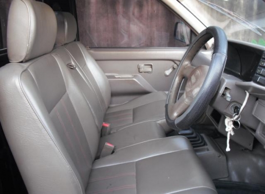 ขายรถบ้านฝากขายอีซูซุ TFRปี95 ตอนเดียวรถสีเดิมเกือบทั้งคันมีหนาบางเครื่องดีแอร์เย็นไม่ผุ