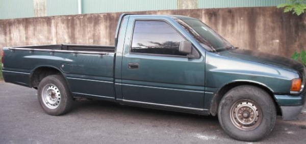 ขายรถบ้านฝากขายอีซูซุ TFRปี95 ตอนเดียวรถสีเดิมเกือบทั้งคันมีหนาบางเครื่องดีแอร์เย็นไม่ผุ