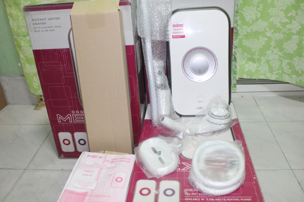 เครื่องทำน้ำอุ่นยี่ห้อMEX รุ่น code 3C เป็นของใหม่ครับไม่เคยใช้งาน