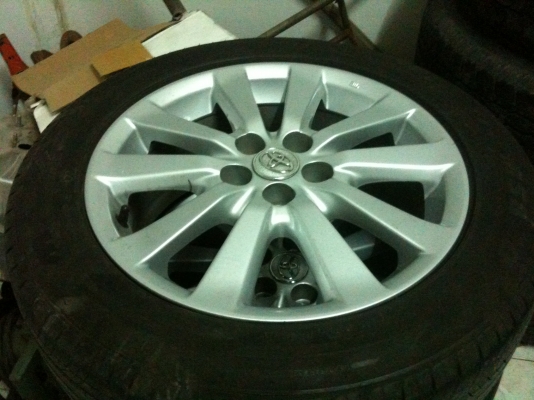 แม๊กพร้อมยาง แคมรี่ ขายครับ ปี 2012