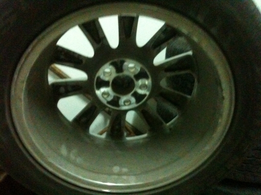 แม๊กพร้อมยาง แคมรี่ ขายครับ ปี 2012