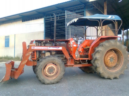 ขาย รถไถ คูโบต้า L1-45 แรง 4x4 พร้อมใบมีดดันหน้า สนใจโทรสอบถาม 089-8295500
