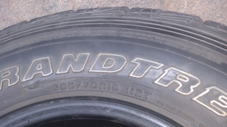 ขายถูก ยาง Dunlop 265 70 R16 มือสอง มี 2 เส้น