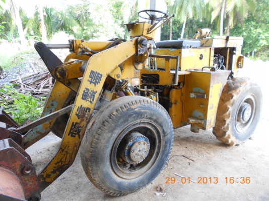 รถตักล้อยาง TCM  STD10  เครื่องดี  ISUZU C240  บุ้งกี๋ดี