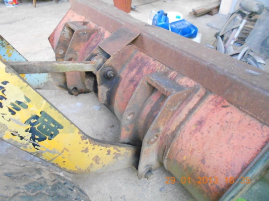 รถตักล้อยาง TCM  STD10  เครื่องดี  ISUZU C240  บุ้งกี๋ดี