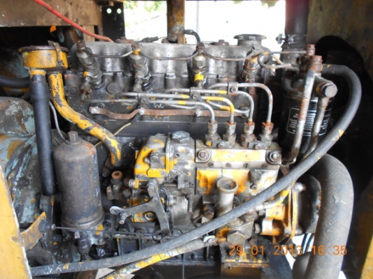 รถตักล้อยาง TCM  STD10  เครื่องดี  ISUZU C240  บุ้งกี๋ดี