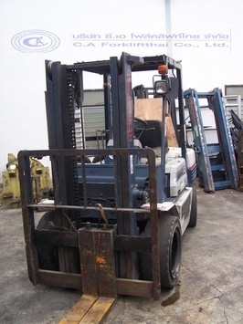 ขาย รถโฟล์คลิฟท์ KOMATSU รุ่น FD30-11 ขาย รถโฟล์คลิฟท์ KOMATSU รุ่น FD30-11