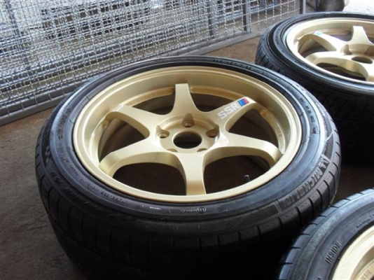 ขายล้อ ssr 17 5.114 7.5*8.5 พร้อมยาง 11500