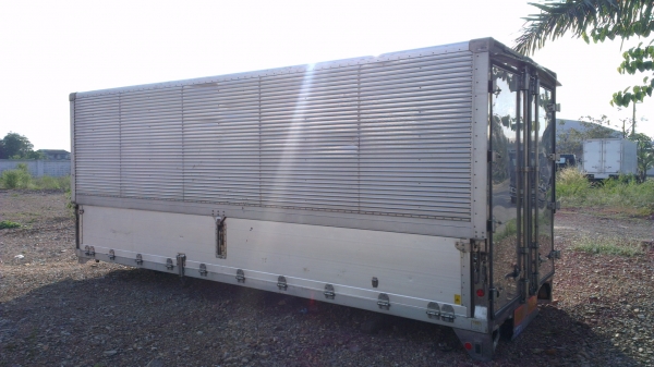 ตู้แห้ง อลูมิเนียม แบบเปิดปีกข้างได้ ประกอบนำเข้าจากญี่ปุ่น