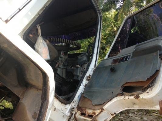 ISUZU 10 ล้อท้ายเป็ด เครื่อง 6BG1 เล่มพร้อมโอน ISUZU 10 ล้อท้ายเป็ด เครื่อง 6BG1 เล่มพร้อมโอน