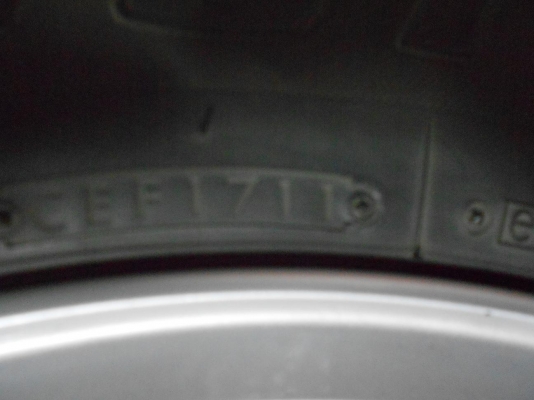 ขายล้อ ขายล้อ