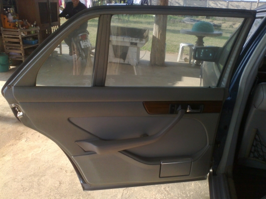 ขาย Benz 560 SEL เครื่องBenz เดิม V8 รถเดิมๆๆๆ ภาษีเต็ม