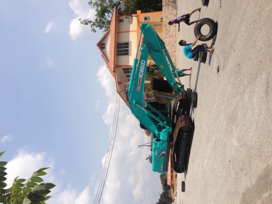 ขายรถแบ็คโค KOBELCO MARK8 SUPER X SK200 YN-12