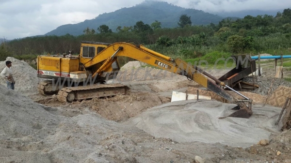 รถแบคโฮ  Kato HD 450   มีเอกสารพร้อม