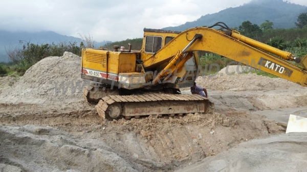 รถแบคโฮ  Kato HD 450   มีเอกสารพร้อม