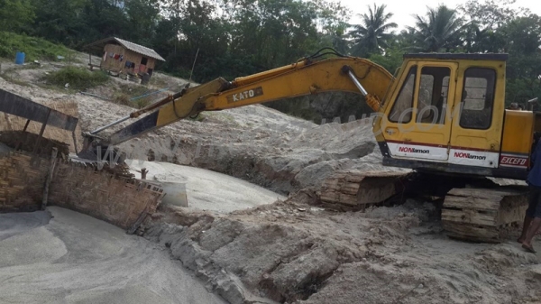 รถแบคโฮ  Kato HD 450   มีเอกสารพร้อม