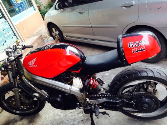 ขายด่วน boss 650cc คาเฟ่ ทะเบียน สนจัย 0803865262 เบียร์