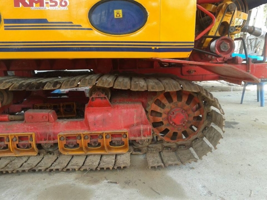 ขายรถเกี่ยวข้าว สภาพสวย ใช้งานดีมาก สนใจโทร 090-8588220คุณนะ ID:narong498 หรือ www.truck.in.th/498 หรือfb:ณรงค์ ซื้อขายรถมือสอง(เว็บไซต์ส่วนตัว)