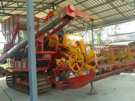 ขายรถเกี่ยวข้าว สภาพสวย ใช้งานดีมาก สนใจโทร 090-8588220คุณนะ ID:narong498 หรือ www.truck.in.th/498 หรือfb:ณรงค์ ซื้อขายรถมือสอง(เว็บไซต์ส่วนตัว)