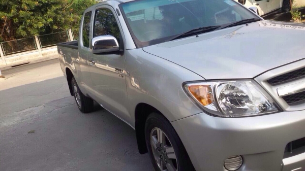 วีโก้ตัว E. ปี05 สภาพไม่เคยทำสีเลยเดิมทุกชิ้นสภาพนี้หายากนี้นอนชื่อในทะเบียนตรงกับคนขายจอดส่วนใหญ่คนใช้เป็นผู้หญิงติดต่อ ดา 081-3726740 ราคา 305,000฿