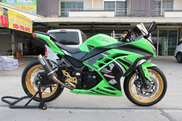 <<มาใหม่>>ขาย Kawasaki ninja300 ABS รุ่นปี 2013 สีเดิม ทะเบียนพร้อมโอน