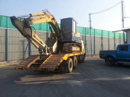 ขายแบ็คโค โคมัสสุ 100 -3 แอรฺเย็นแทรกใหญ่ รายหัวเจาะ พร้อมทำงาน