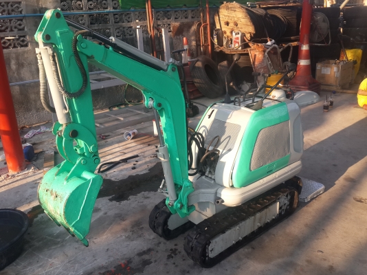 KOBELCO  MINI (^^) พร้อมมือขุด 3 ชุด