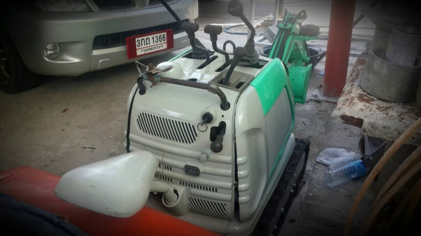 KOBELCO  MINI (^^) พร้อมมือขุด 3 ชุด