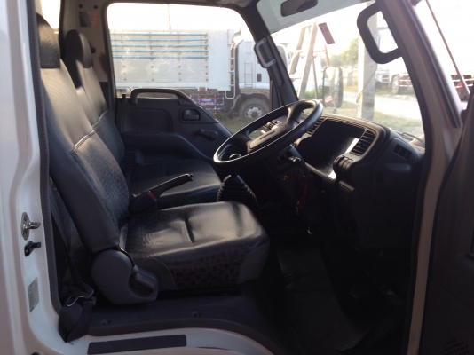 6ล้อดั้มเล็ก3คิวISUZU/NKR/100HP