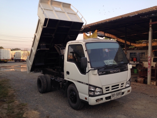 6ล้อดั้มเล็ก3คิวISUZU/NKR/100HP