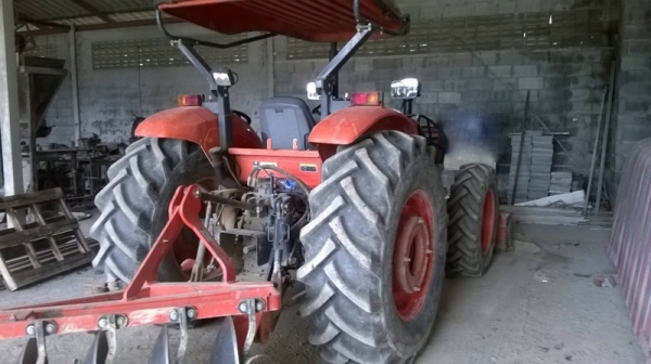 รถไถ KUBOTA M9540  ( รถทำงาน 8xx ชม. )  สนใจติดต่อ  081 - 6079515