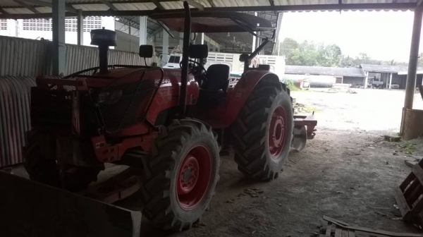 รถไถ KUBOTA M9540  ( รถทำงาน 8xx ชม. )  สนใจติดต่อ  081 - 6079515
