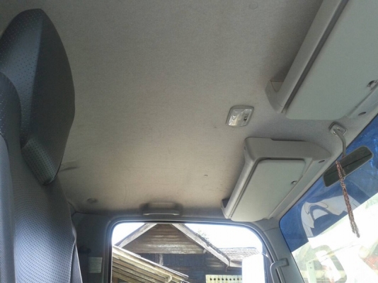 รถอีซูซุ 6 ล้อดั้ม NPR  150 แรงม้า. ปี 51  ( รถวิ่ง 3x,xxx กม. )  สนใจติดต่อ 081 - 6079515