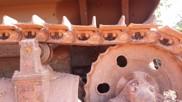 ขายด่วนแทร็กเตอร์KOMATSUD50Aสภาพใช้งานทุกวันราคาเบาๆโทร0843923995