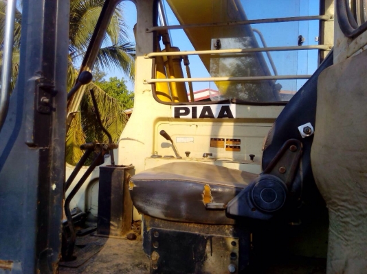 รุ่นยอดนิยมPc100-2 รถแรงๆสวยสวยพร้อมใช้เก่านอกครับ แทรคสวยมากๆโซ่หนาๆเอวแน่น