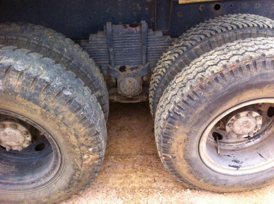 ขายรถพ่วงดัมพ์ HINO FN2KWE เครื่อง P11C-320 แรง ช่วงล่าง ZM8 น็อต 7 เกียร์เดินหน้า