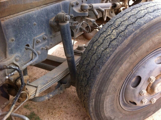 ขายรถพ่วงดัมพ์ HINO FN2KWE เครื่อง P11C-320 แรง ช่วงล่าง ZM8 น็อต 7 เกียร์เดินหน้า