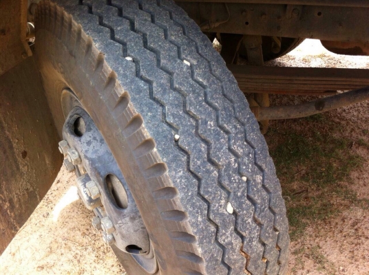 ขายรถพ่วงดัมพ์ HINO FN2KWE เครื่อง P11C-320 แรง ช่วงล่าง ZM8 น็อต 7 เกียร์เดินหน้า