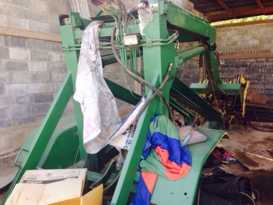 ขายตัวคีบอ้อย ของ อวยชัย พร้อมใช้งาน ขายตัวคีบอ้อย ของ อวยชัย พร้อมใช้งาน