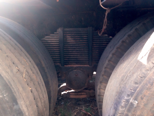 HINO SUMO FM227 - 220 HP EM100 สิบล้อ 2 เพลา เทรลเลอร์ขึ้นรถแบ็คโฮร CAT 320 ได้เลยครับไม่มีปัญหา เครื่องเดิมเกียร์เดิมแน่นดีแห้งดีไม่มีเยิ้มเลยครับ ภายในเก๋งคอนโซลครบพร้อม พวงมาลัยเพาเวอร์ ช่วงล่างใหญ่แน่นดีคัชซีสวยไม่มีบวม ยางสภาพดี 10 เส้นประมาณ 70\% พร้