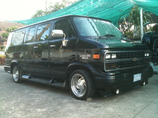 Chevy van 1996 หลังคาเตี้ย